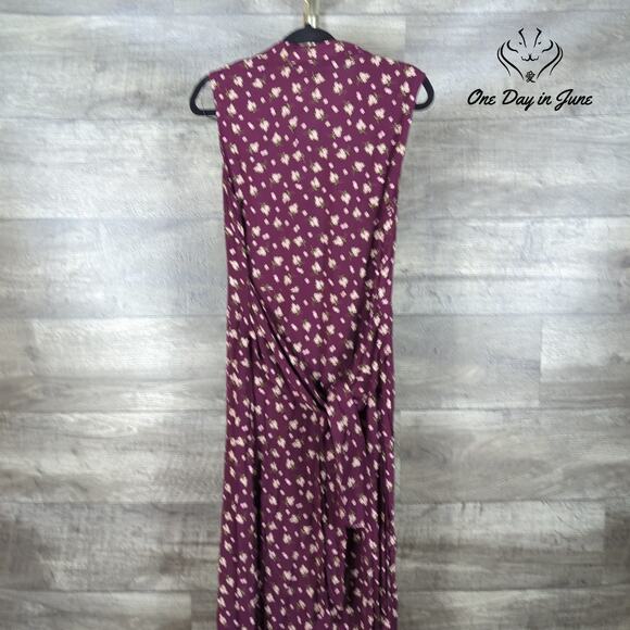 Emma & Michele Sleeveless Midi Dress Size M - Picture 2 of 7